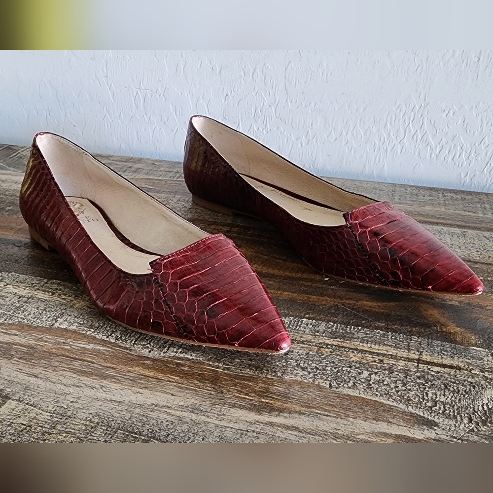 Vince Camuto Burgundy Snakeskin Pointy Toe Flats